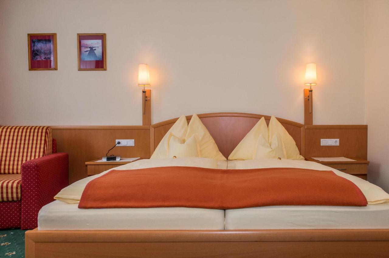 Pension Elisabeth Russbach am Pass Gschütt Habitación foto