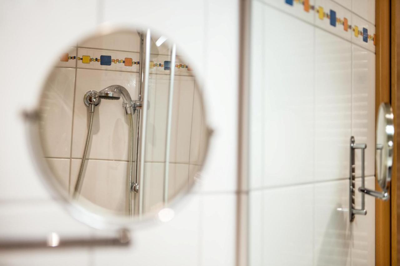 Pension Elisabeth Russbach am Pass Gschütt Habitación foto
